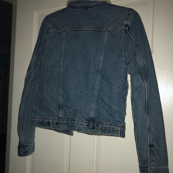 Levi’s jeans jacket - Picture 3 of 3